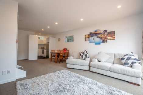 Photo of property in 7u1 Handyside Street, Tawa, Wellington, 5028