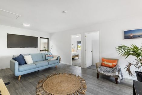 Photo of property in 1/38 Birkdale Road, Birkdale, Auckland, 0626