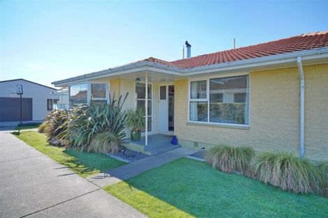 Photo of property in 81 Gray Crescent, Kaiapoi, 7630