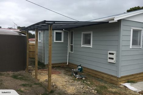 Photo of property in 12a Matai Road, Stanmore Bay, Whangaparaoa, 0932