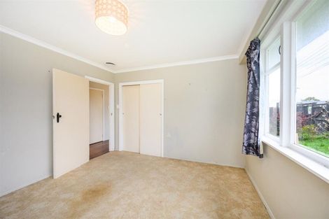 Photo of property in 32 Follett Street, Marton, 4710