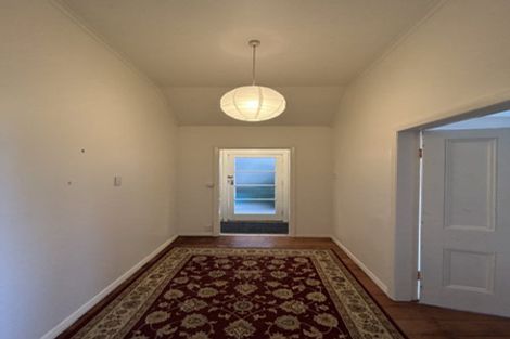 Photo of property in 61 Central Terrace, Kelburn, Wellington, 6012