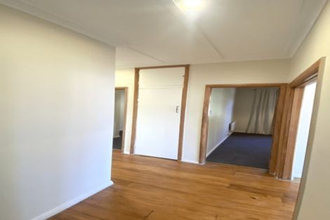 Photo of property in 5 Lonsdale Crescent, Rongotai, Wellington, 6022