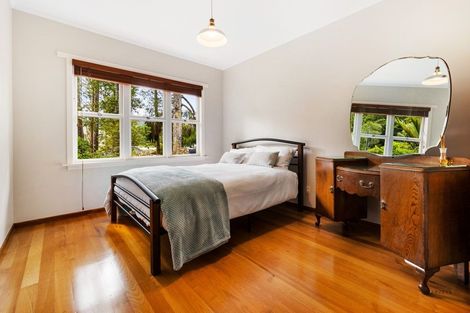 Photo of property in 15 Sylvan Valley Avenue, Titirangi, Auckland, 0604