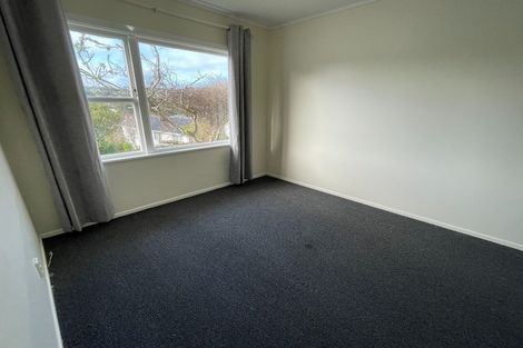 Photo of property in 9 Bellringer Crescent, Newlands, Wellington, 6037