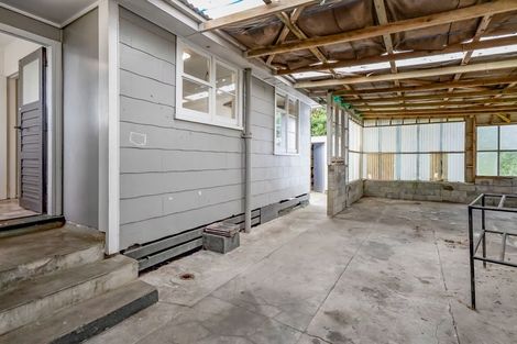 Photo of property in 21 Miro Street, Merrilands, New Plymouth, 4312