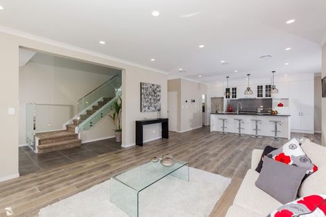 Photo of property in 19 Brickworks Bay Road, Hobsonville, Auckland, 0618