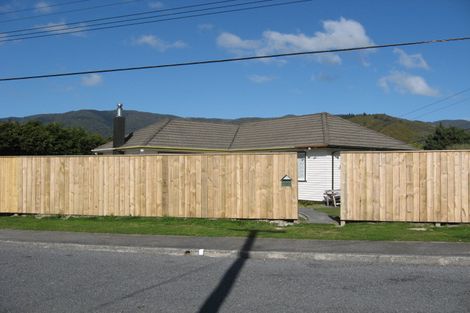 Photo of property in 3 Mcgowan Road, Wainuiomata, Lower Hutt, 5014