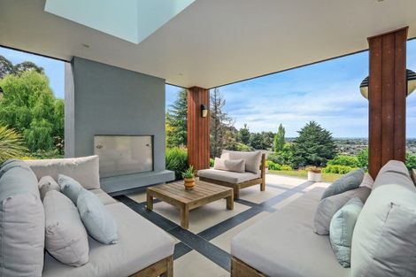 Photo of property in 1 Te Roera Drive, Taradale, Napier, 4112