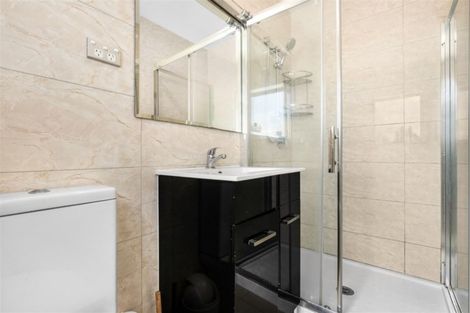 Photo of property in 8 Thompson Terrace, Manurewa, Auckland, 2102