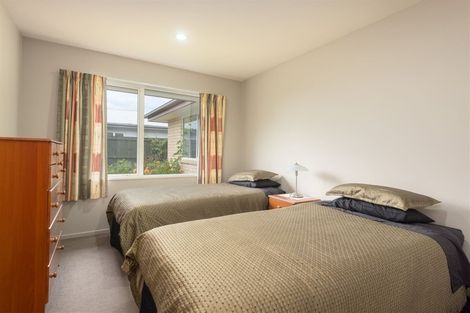 Photo of property in 132 Rothesay Road, Parklands, Christchurch, 8083