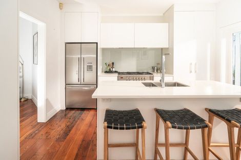 Photo of property in 73 Hataitai Road, Hataitai, Wellington, 6021