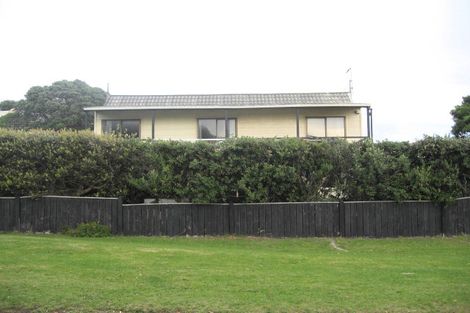 Photo of property in 4 Kainui Road, Raumati South, Paraparaumu, 5032