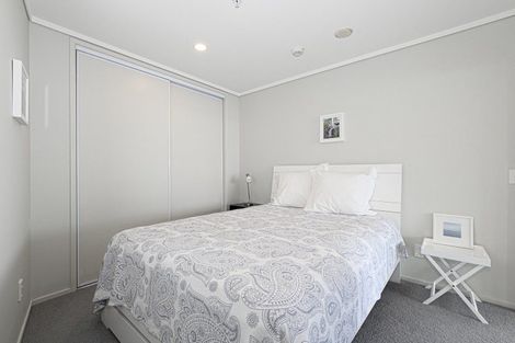 Photo of property in 12/72e Devonport Road, Tauranga, 3110