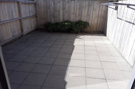 Photo of property in 2u9 Stone Street, Miramar, Wellington, 6022