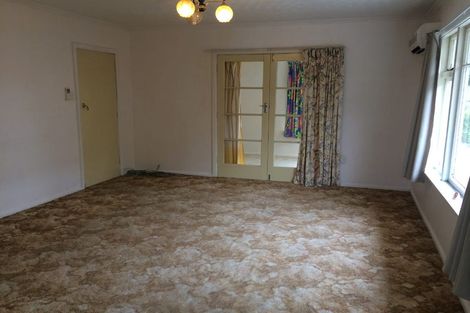 Photo of property in 1/122 Avonhead Road, Avonhead, Christchurch, 8042