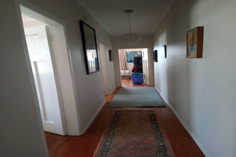 Photo of property in 236 The Esplanade, Island Bay, Wellington, 6023