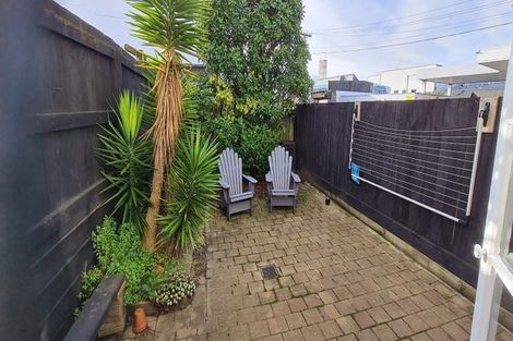Photo of property in 6 Gordon Street, Newtown, Wellington, 6021