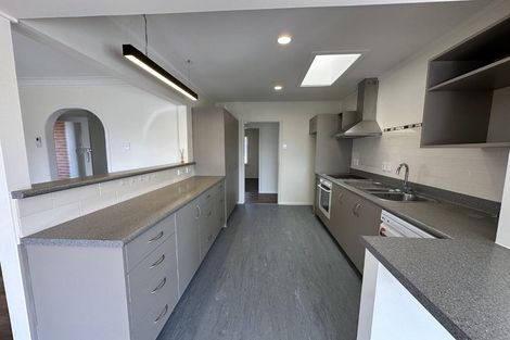 Photo of property in 5 Fraser Road, Papatoetoe, Auckland, 2025