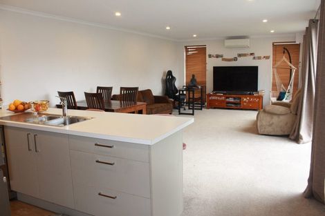 Photo of property in 6 Air Race Lane, Halswell, Christchurch, 8025