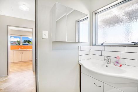 Photo of property in 10 Taonui Street, Waitarere Beach, Levin, 5510