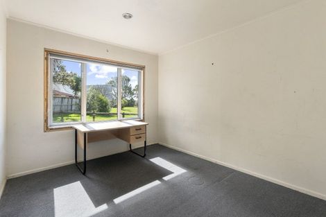 Photo of property in 103a Roberts Road, Te Atatu South, Auckland, 0610