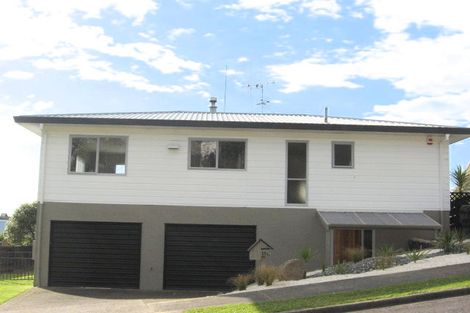 Photo of property in 18a Te Arawa Place, Welcome Bay, Tauranga, 3112
