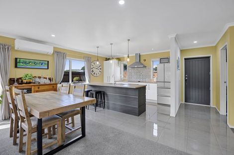 Photo of property in 17 Hira Street, Ohawe, Hawera, 4671