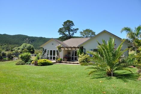 Photo of property in 18 Saint Andrews Drive, Pauanui, Hikuai, 3579