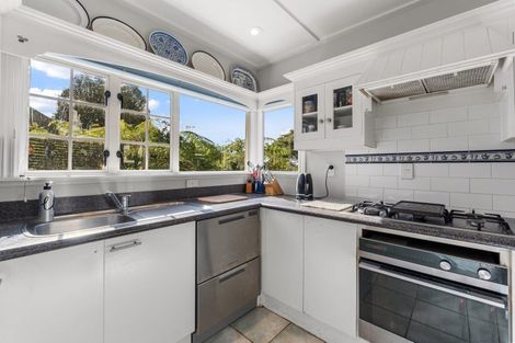 Photo of property in 1032 Scenic Drive North, Swanson, Auckland, 0816
