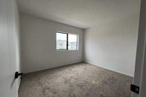 Photo of property in 30 Pilot Drive, Hobsonville, Auckland, 0616