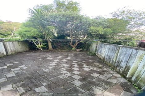 Photo of property in 21f7 Collins Avenue, Tawa, Wellington, 5028