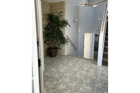 Photo of property in 40 Waverton Terrace, Churton Park, Wellington, 6037