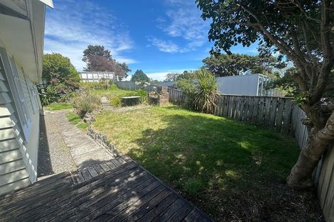 Photo of property in 58 Tiromoana Road, Raumati South, Paraparaumu, 5032