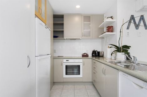 Photo of property in 12/12 Maunganui Road, Mount Maunganui, 3116
