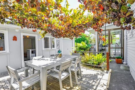 Photo of property in 38 Tucker Lane, Clive, 4102