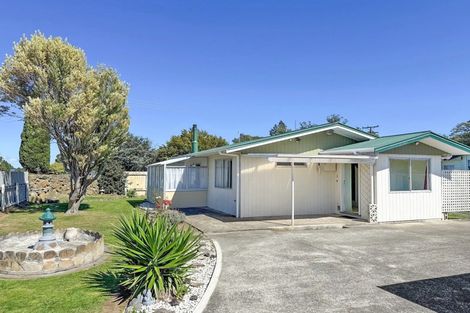 Photo of property in 1 Otanga Street, Dannevirke, 4930