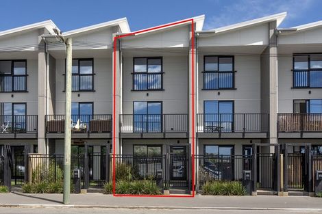 Photo of property in 3/232 Marine Parade, New Brighton, Christchurch, 8061