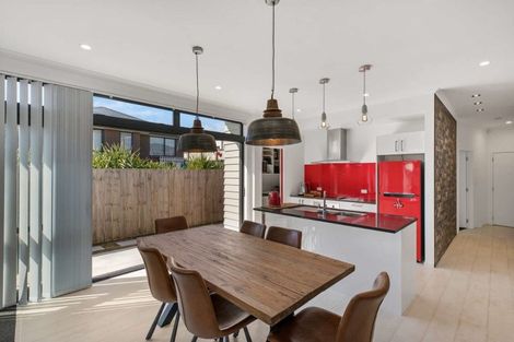 Photo of property in 1 Fermi Lane, Papakura, 2110