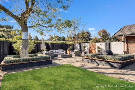 Photo of property in 16 Hemingway Place, Spencerville, Christchurch, 8083