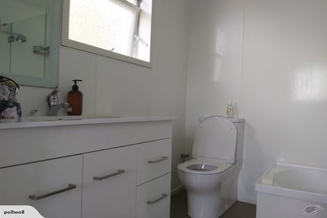 Photo of property in 12f2 Norna Crescent, Kelburn, Wellington, 6012