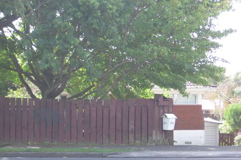 Photo of property in 303a/2 Great North Road, Henderson, Auckland, 0612