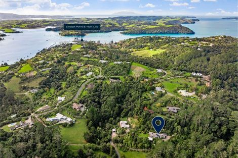 Photo of property in 16 Mccallum Drive, Sandspit, Warkworth, 0982