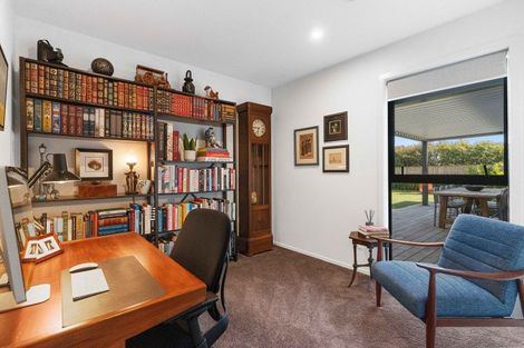 Photo of property in 12 Coralie Place, Lansdowne, Masterton, 5810