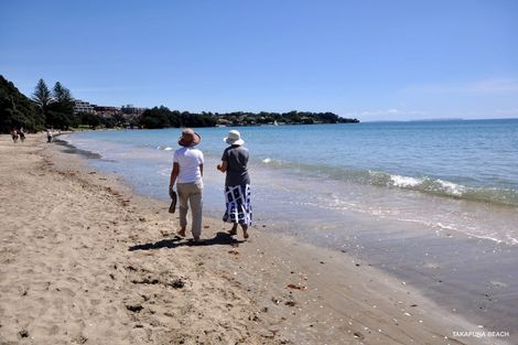 Photo of property in 1c/175 Hurstmere Road, Takapuna, Auckland, 0622