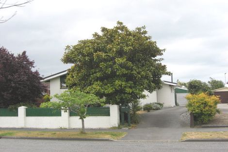 Photo of property in 14 Heathglen Avenue, Parklands, Christchurch, 8083