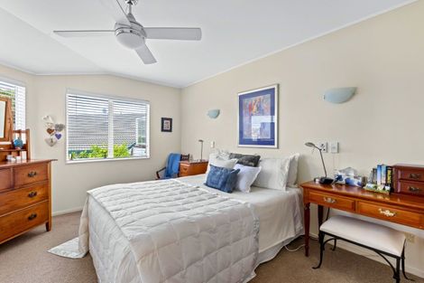 Photo of property in 12 Palmgreen Court, Stanmore Bay, Whangaparaoa, 0932