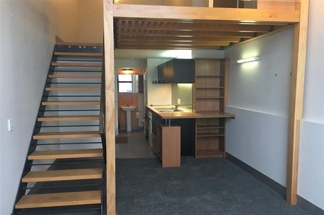 Photo of property in Urbane Apartments, 27/29 Webb Street, Mount Cook, Wellington, 6011