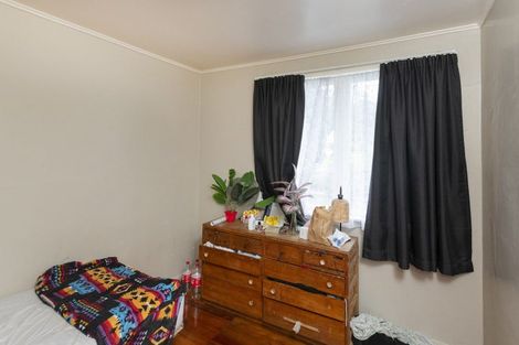 Photo of property in 11 Cambridge Terrace, Kaiti, Gisborne, 4010