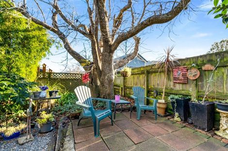 Photo of property in 21f1- Roband Crescent, Brown Owl, Upper Hutt, 5018